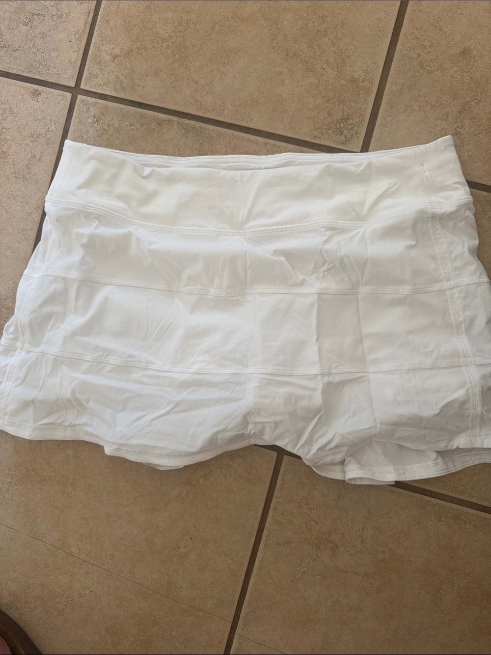 Lululemon white tennis skirt